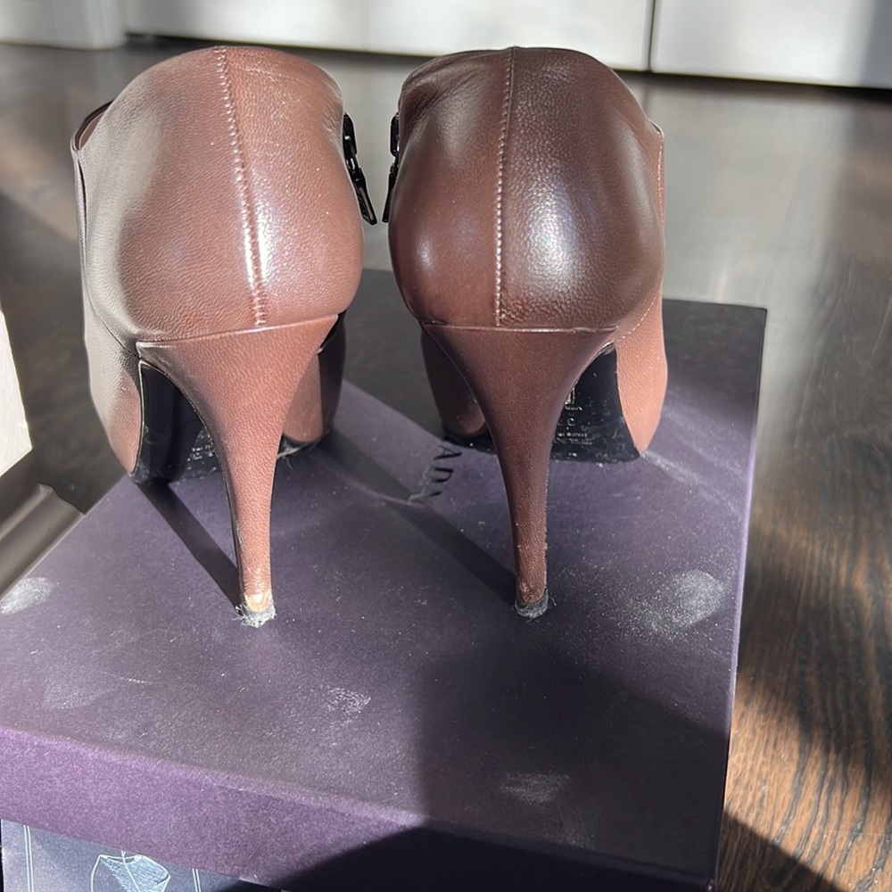 Prada Calzature Donna Mordore Bootie Heels, Cafe color size 37.5 EU - Picture 3 of 8